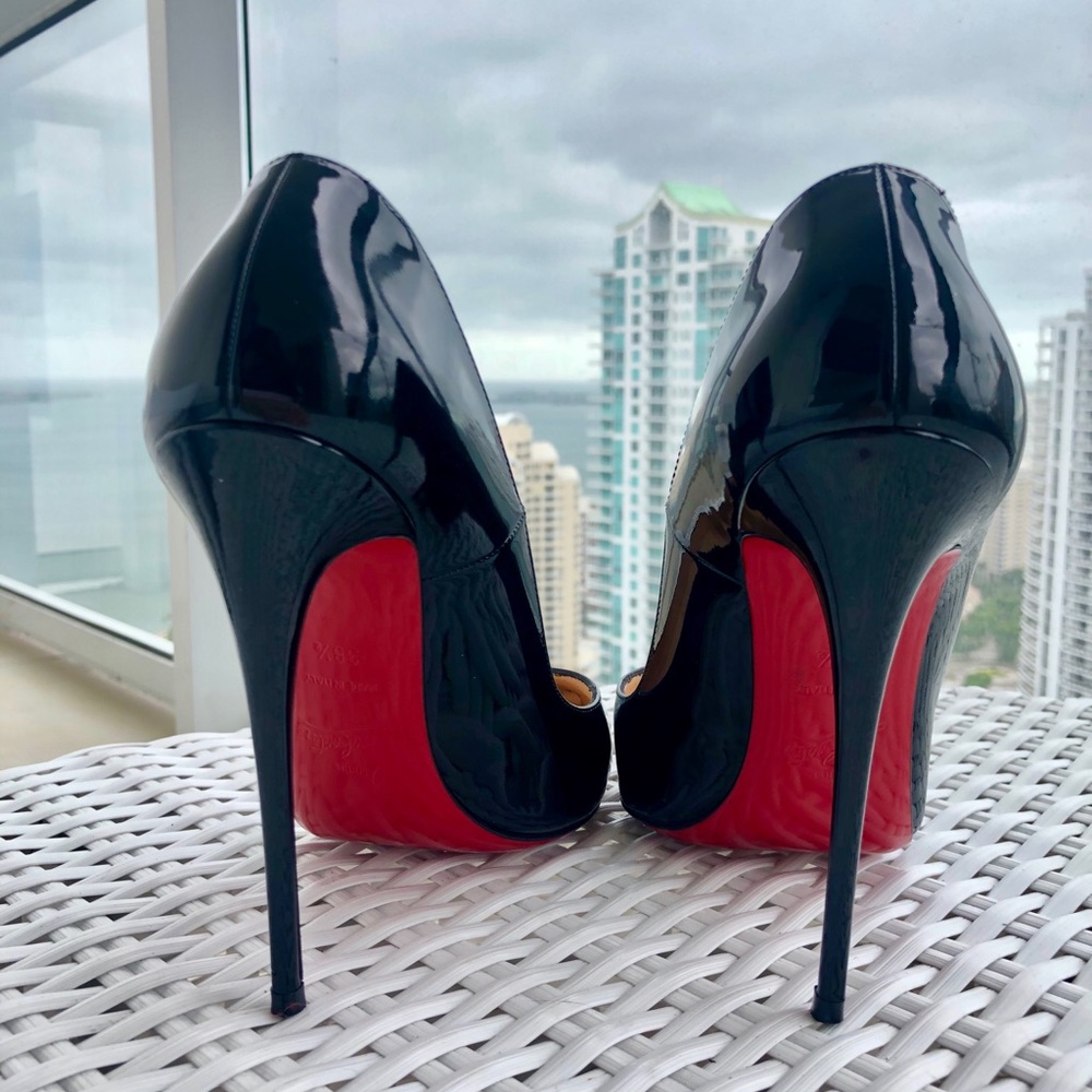 Christian Louboutin “So Kate” Patent-Leather Pumps